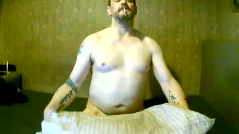 Snapshot of goosey77 chatting on October 19, 11:30 pm Goosey77 online show from October 19, 11:30 pm