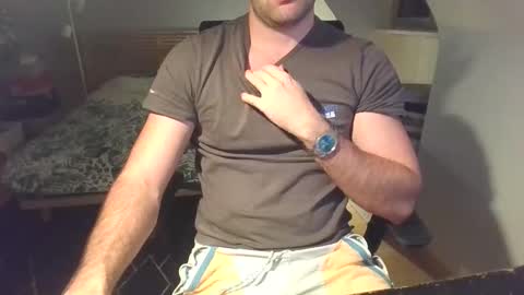 goura2000 online show from October 29, 10:13 pm