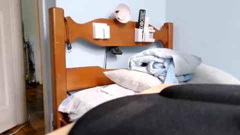 grande18609969 online show from December 17, 1:07 pm