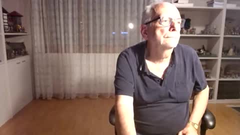 grandpach online show from May 23, 11:59 am