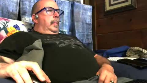 Snapshot of granitebuckeye1969 chatting on October 29, 10:34 pm granitebuckeye1969 online show from October 29, 10:34 pm