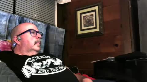 Snapshot of granitebuckeye1969 chatting on October 8, 11:31 pm granitebuckeye1969 online show from October 8, 11:31 pm