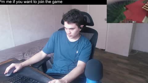 greendynomite_04 online show from April 13, 5:13 pm