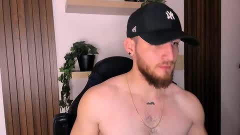 Juan online show from December 18, 1:56 am