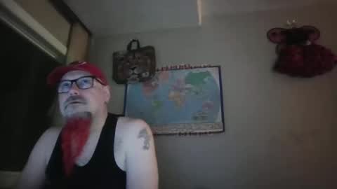 Snapshot of gregrev chatting on October 10, 2:27 am gregrev online show from October 10, 2:27 am