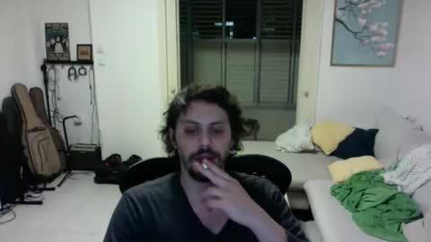 grey_uchi online show from April 18, 7:58 pm