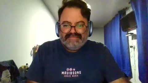 griegozorbatos online show from April 28, 1:22 am