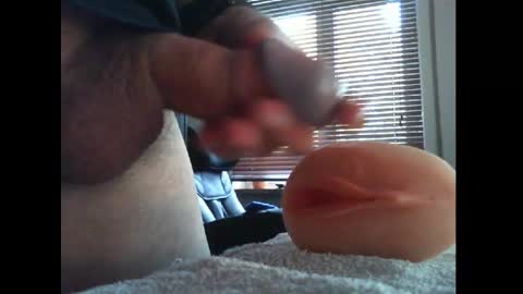 Snapshot of grosseeichel chatting on October 13, 12:22 pm GrosseEichel online show from October 13, 12:22 pm