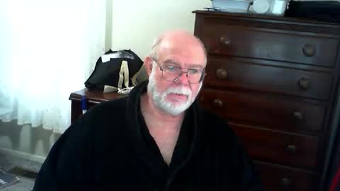 Gary online show from April 26, 11:51 am