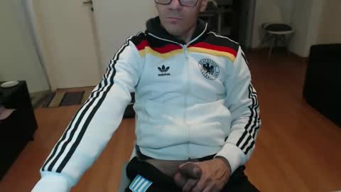 guachin_new online show from May 10, 6:42 pm