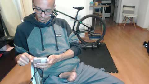Snapshot of guachin_new chatting on October 19, 6:28 am guachin_new online show from October 19, 6:28 am