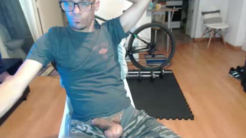 Snapshot of guachin_new chatting on October 17, 5:11 am guachin_new online show from October 17, 5:11 am