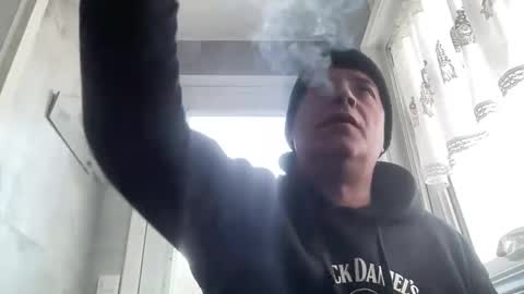 guil0 online show from April 3, 10:23 am