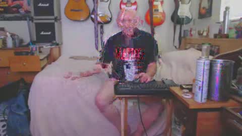 Snapshot of guitarsexgod chatting on February 19, 6:54 pm Mario online show from February 19, 6:54 pm