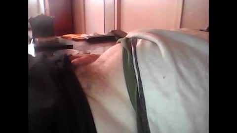 guizmeau72 online show from November 12, 2:23 pm