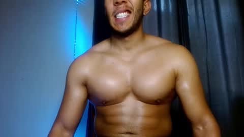 holl latino online show from February 6, 6:49 pm