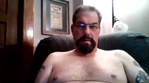 Snapshot of guy4fun8 chatting on February 11, 5:16 am guy4fun8 online show from February 11, 5:16 am