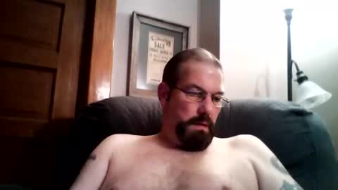 Snapshot of guy4fun8 chatting on February 14, 6:02 am guy4fun8 online show from February 14, 6:02 am