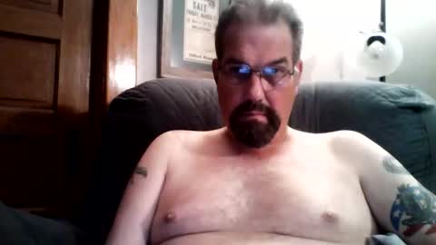 Snapshot of guy4fun8 chatting on September 18, 6:04 am guy4fun8 online show from September 18, 6:04 am