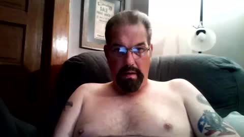 Snapshot of guy4fun8 chatting on September 21, 5:29 am guy4fun8 online show from September 21, 5:29 am