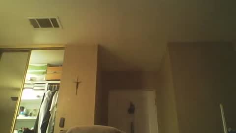 guy8inches4u online show from October 27, 10:17 am