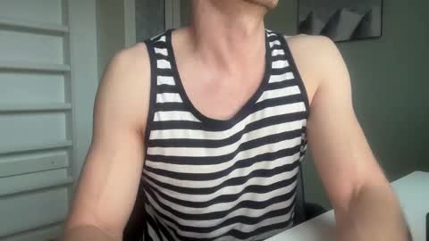 Snapshot of guyfromfinland1981 chatting on March 11, 5:16 am NaughtyFitHusband online show from March 11, 5:16 am