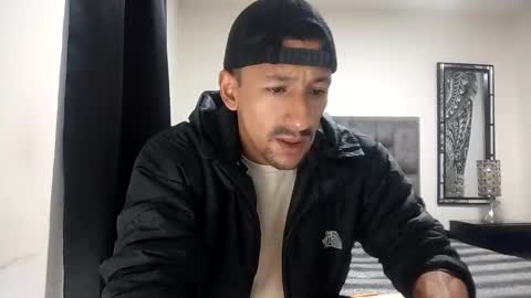 karim online show from April 14, 11:10 am