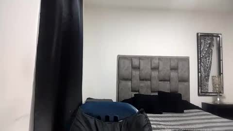 karim online show from March 29, 2:06 pm