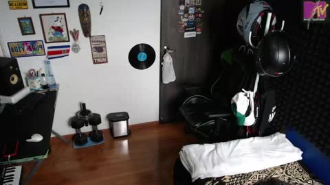 Gymbro42 online show from May 17, 5:09 pm