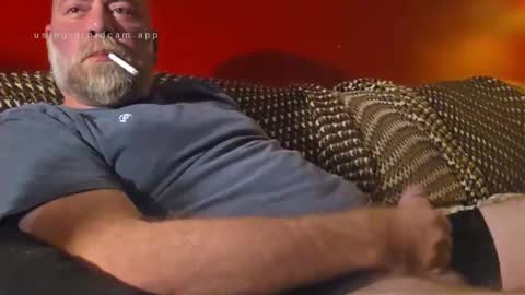 Snapshot of gymshoo chatting on October 29, 8:39 am Eli online show from October 29, 8:39 am