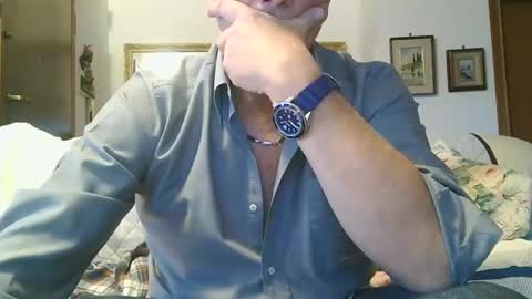 Snapshot of gyrdy chatting on December 23, 3:44 pm gyrdy online show from December 23, 3:44 pm