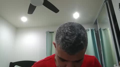 Snapshot of h0nest84 chatting on February 16, 5:26 am h0nest84 online show from February 16, 5:26 am