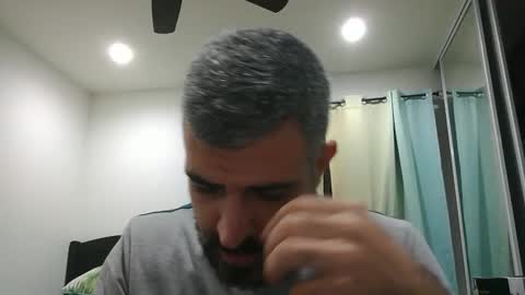 Snapshot of h0nest84 chatting on January 4, 7:13 am h0nest84 online show from January 4, 7:13 am