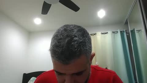 Snapshot of h0nest84 chatting on February 22, 5:34 am h0nest84 online show from February 22, 5:34 am