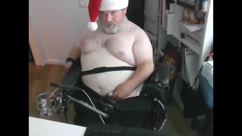 Snapshot of h20976 chatting on December 24, 4:22 am h20976 online show from December 24, 4:22 am