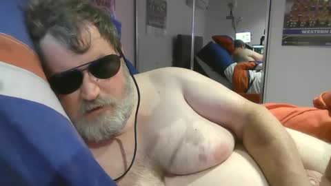 Snapshot of h20976 chatting on December 27, 12:01 pm h20976 online show from December 27, 12:01 pm