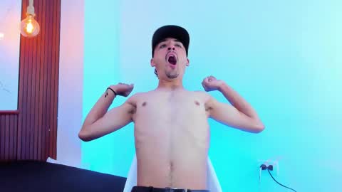 Hadrian Torres online show from March 26, 1:15 pm