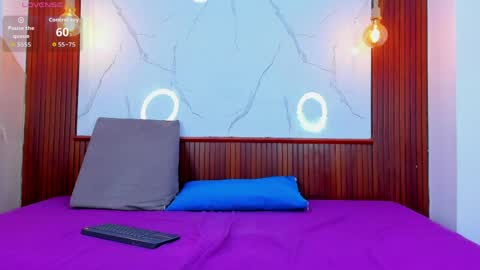 Hadrian Torres online show from March 30, 1:01 pm