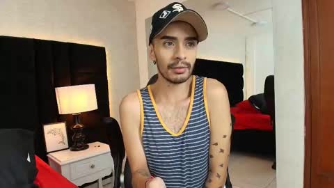 Snapshot of hairy_diamond chatting on September 14, 7:38 pm H A I R Y D I A M O N D online show from September 14, 7:38 pm