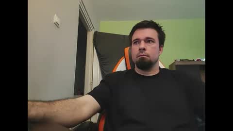 hairy_guy007 online show from April 6, 8:15 am