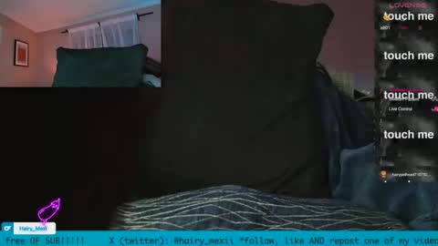 J  M online show from May 11, 7:54 am
