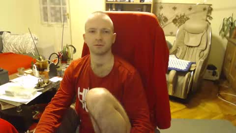 Snapshot of hairyass25yo chatting on December 6, 11:36 pm Puppy3 StockyDaddiesmusclebearsbeefybigmans online show from December 6, 11:36 pm