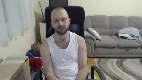 Snapshot of hairyass25yo chatting on January 17, 6:14 pm Puppy3 StockyDaddiesmusclebearsbeefybigmans online show from January 17, 6:14 pm