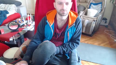 Snapshot of hairyass25yo chatting on December 18, 11:24 am Puppy3 StockyDaddiesmusclebearsbeefybigmans online show from December 18, 11:24 am
