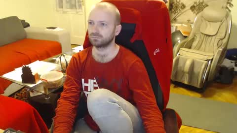 Snapshot of hairyass25yo chatting on February 16, 7:27 pm Puppy3 StockyDaddiesmusclebearsbeefybigmans online show from February 16, 7:27 pm