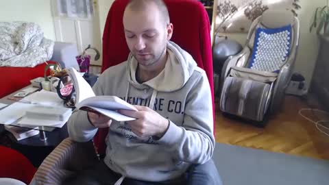 Snapshot of hairyass25yo chatting on December 12, 11:07 am Puppy3 StockyDaddiesmusclebearsbeefybigmans online show from December 12, 11:07 am