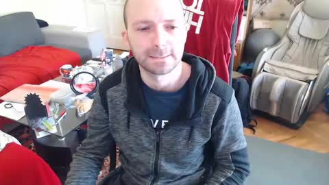 Snapshot of hairyass25yo chatting on February 3, 12:47 pm Puppy3 StockyDaddiesmusclebearsbeefybigmans online show from February 3, 12:47 pm