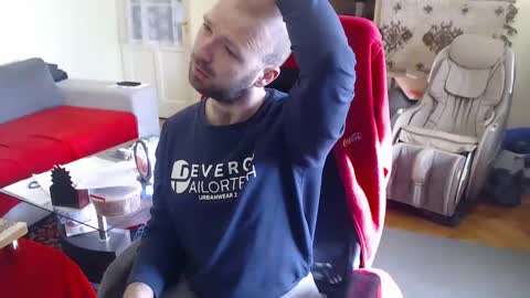 Snapshot of hairyass25yo chatting on February 15, 8:54 am Puppy3 StockyDaddiesmusclebearsbeefybigmans online show from February 15, 8:54 am