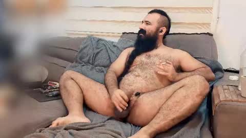 Hairy Beard Smoker online show from May 2, 12:24 am