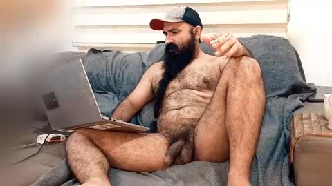 Hairy Beard Smoker online show from June 1, 11:05 pm